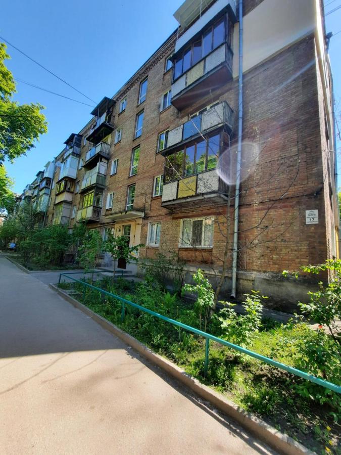 Посуточно Мини-Студия Метро Дорогожичи Киев Buitenkant foto